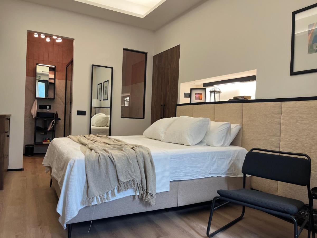 Retiro Studio Мадрид Екстер'єр фото